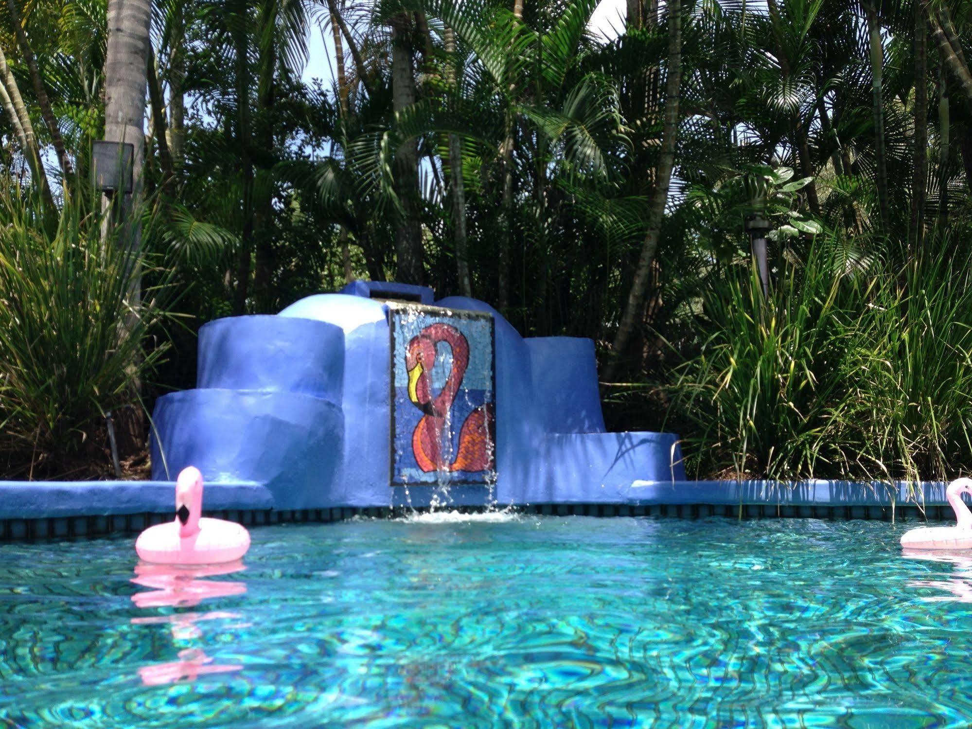 Pink Flamingo Resort Port Douglas Exteriör bild