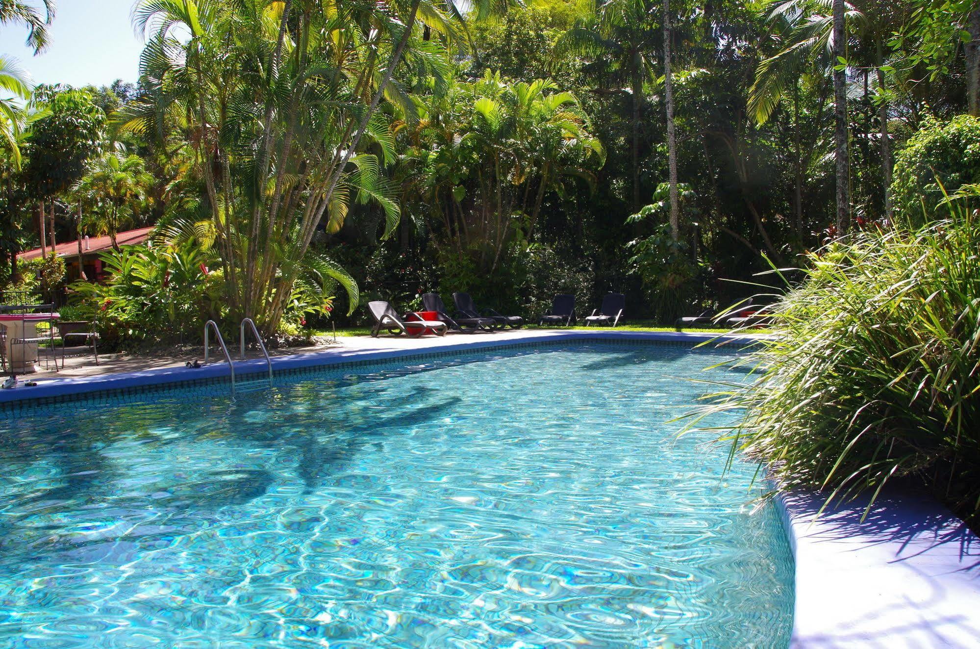 Pink Flamingo Resort Port Douglas Exteriör bild